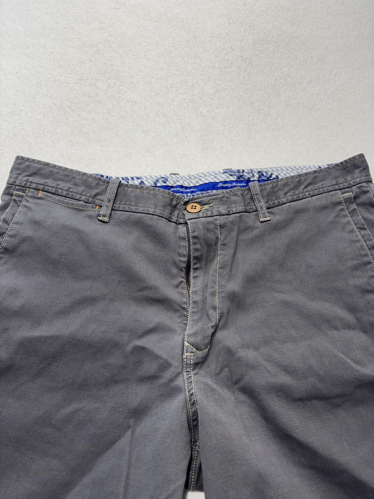 Tommy Bahama Chino Shorts Mens 36 Gray 10" Inseam Flat Front Canvas Casual