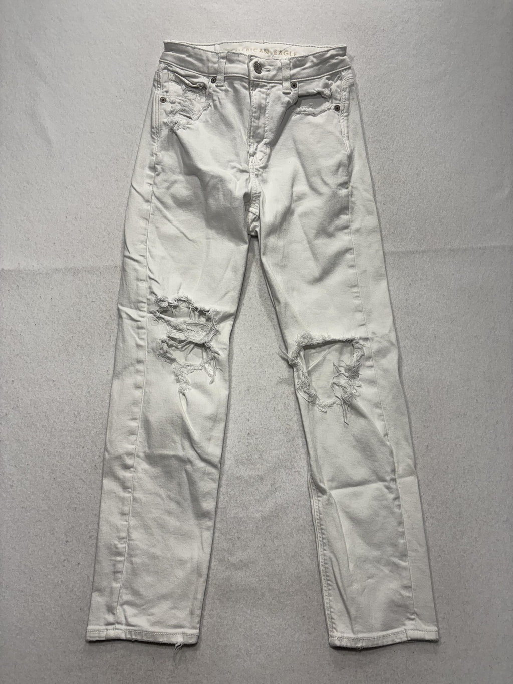 American Eagle Mom Straight Jeans Womens 0 White High Rise Distressed 28x29