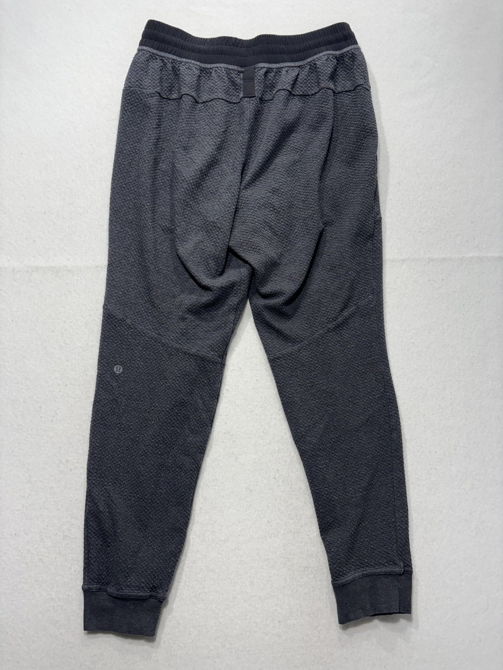 Lululemon Jogger Pants Mens 32 Gray Textured Knit Elastic Waist Pockets Lounge