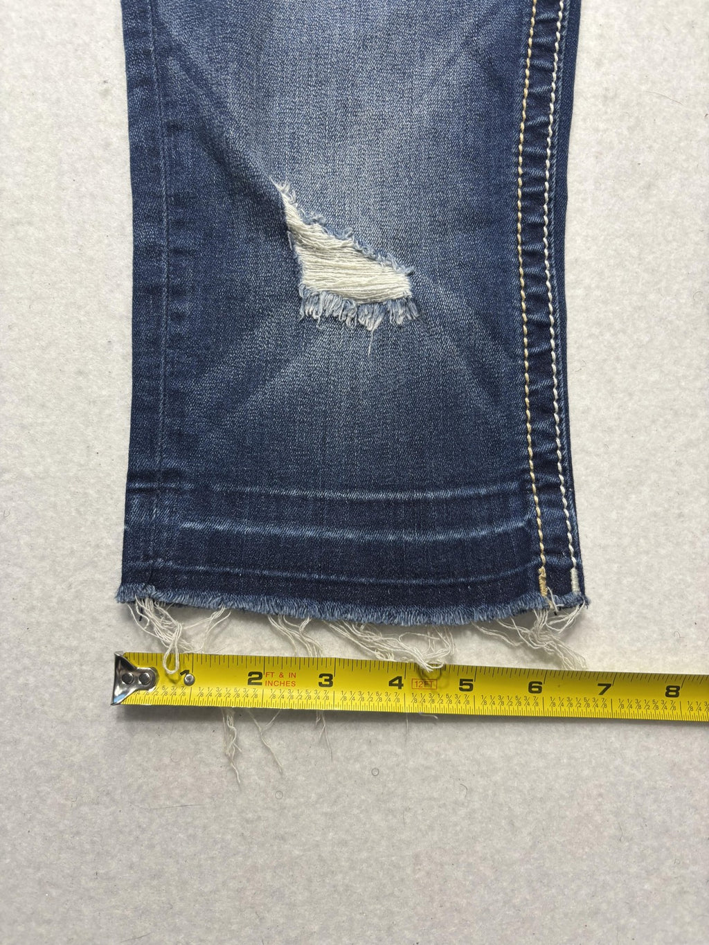 Miss Me Jeans Womens 27 Blue Wash Low Rise Signature Capri Embellished 27x21