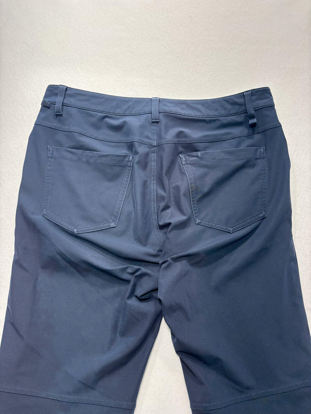 Lululemon Chino Pants Mens 34x31 Blue Slim Straight Stretch Casual Outdoor