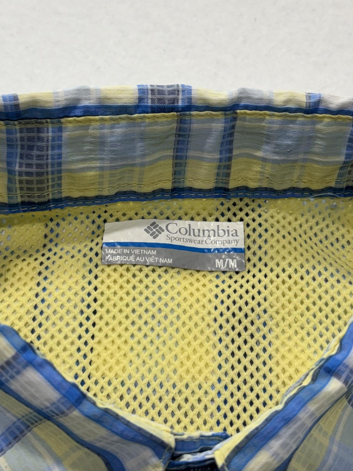 Columbia PFG Shirt Mens Medium Yellow Blue Plaid Long Sleeve Fishing Button Up