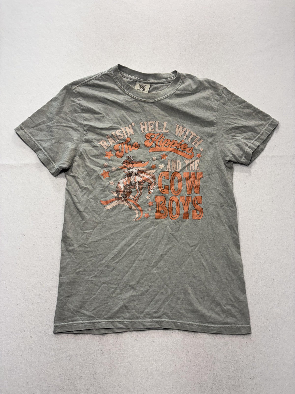 Comfort Colors Shirt Mens Small Green Raisin' Hell With Hippies Cowboys Graphic