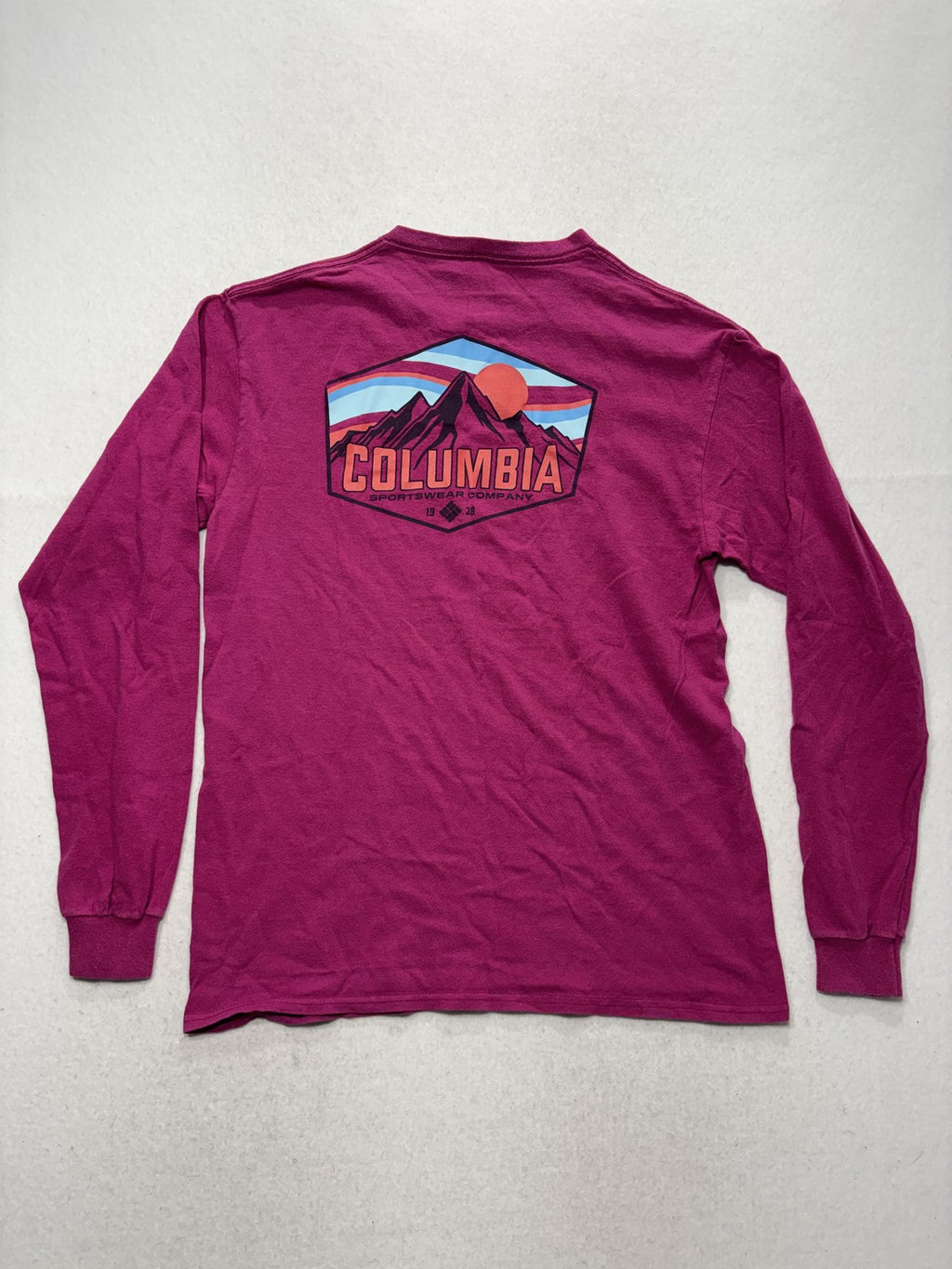 Columbia Shirt Mens Medium Pink Mountain Graphic Long Sleeve Tee Outdoor Hiking