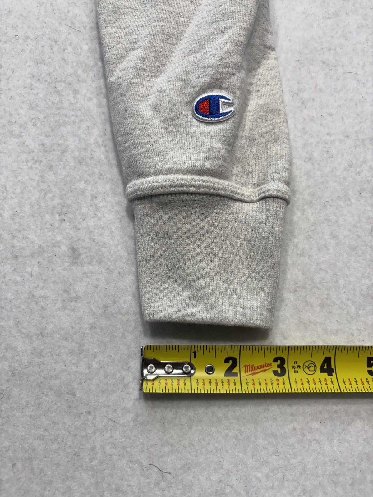 Champion Sweatshirt Mens Small Gray Fleece Crew Neck Logo Pullover GF88H K74