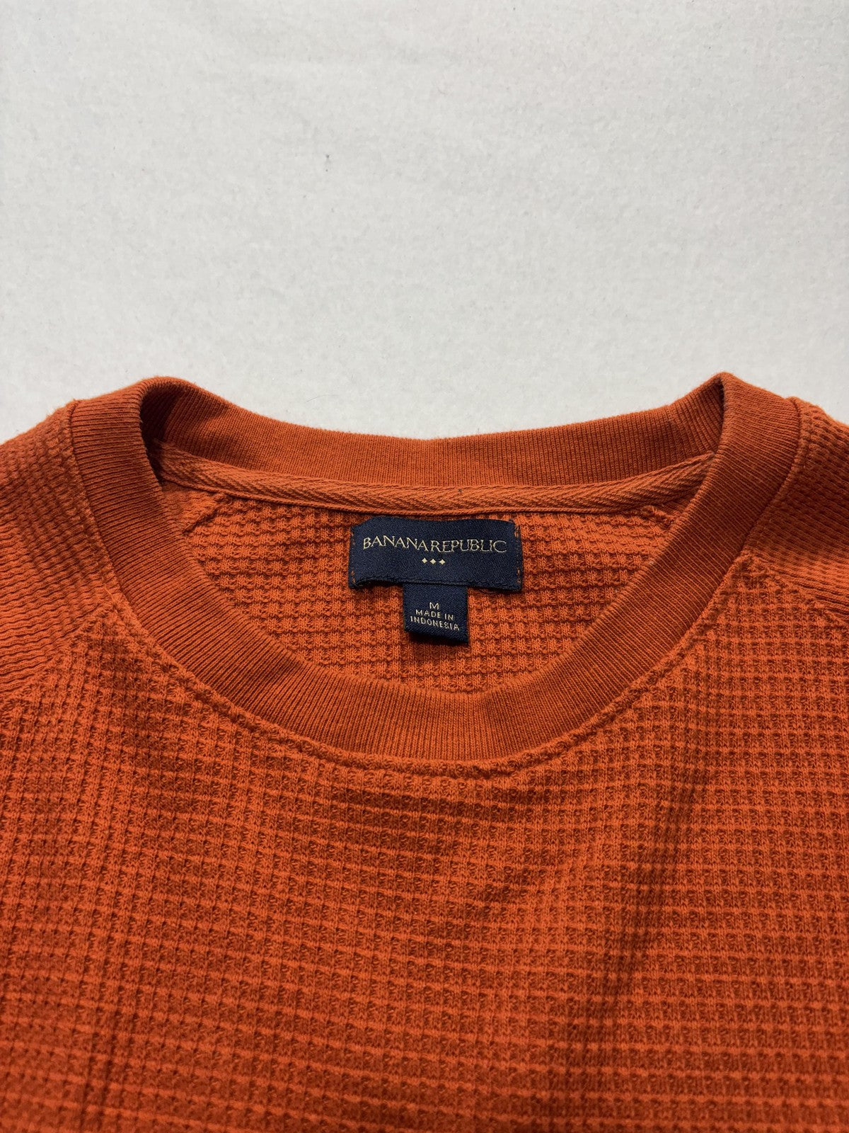 Banana Republic Shirt Mens Medium Orange Thermal Waffle Knit Long Sleeve Tee