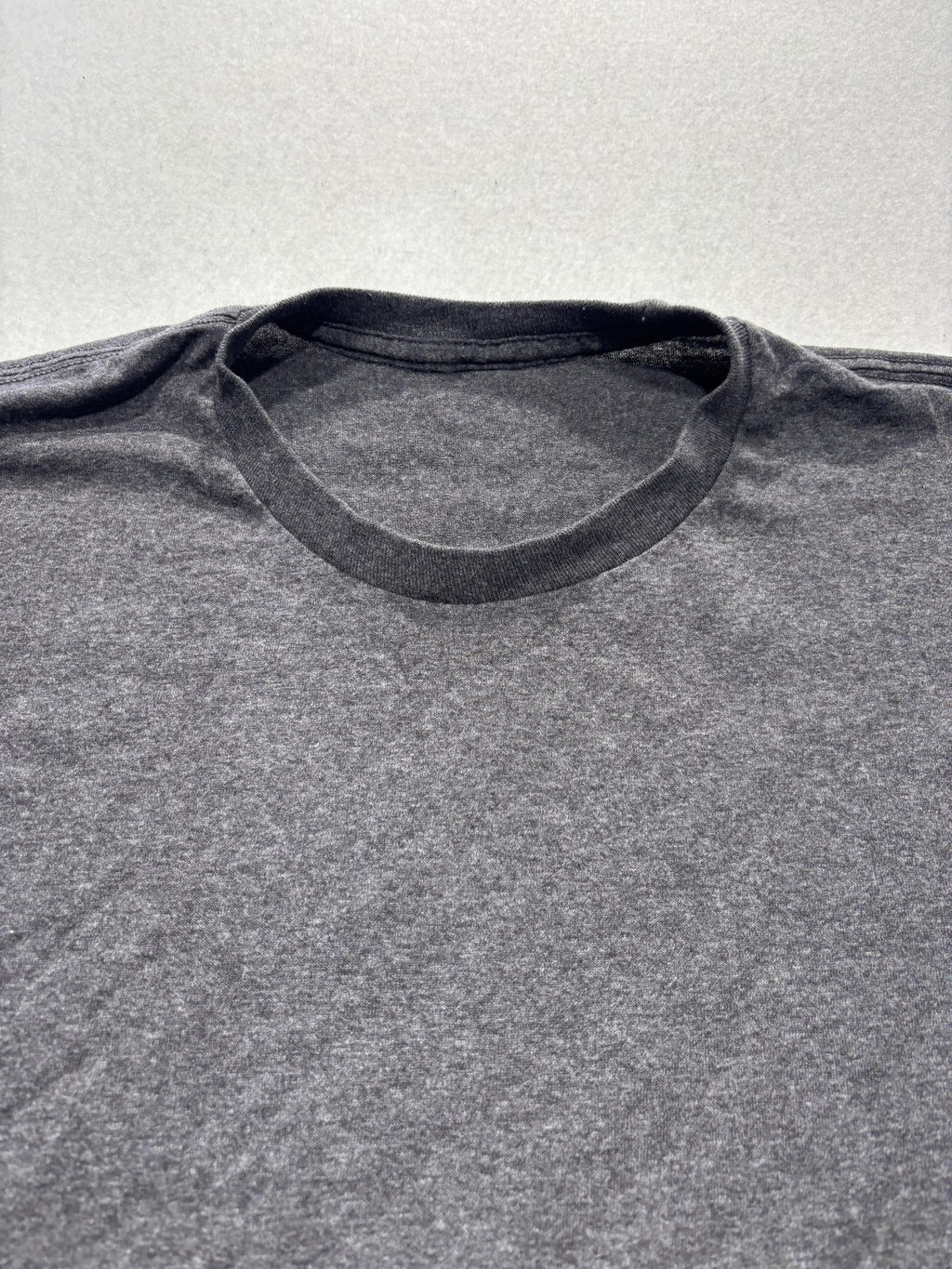 Shirt Mens Medium Gray Crew Neck Short Sleeve Tee Basic Casual Lightweight
