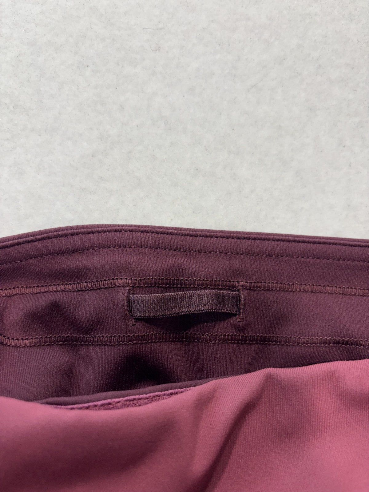 Lululemon Leggings Womens 4 Red Colorblock High Rise Crop 23.5" Inseam Stretch