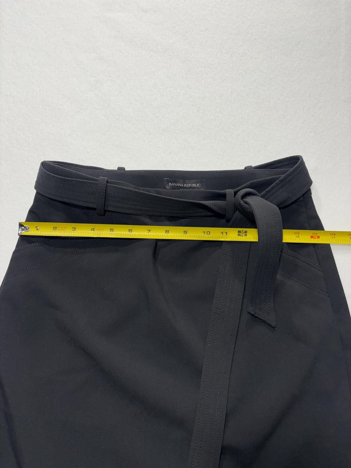 Banana Republic Skirt Womens 6 Black Belted Stretch Knee Length Pencil Work