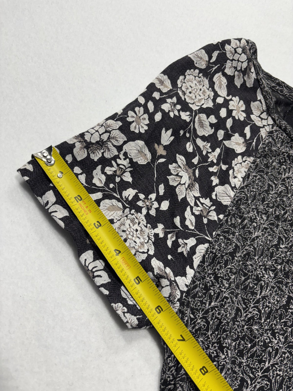 Lucky Brand Blouse Womens XL Black Floral Raglan Short Sleeve Zip Back Knit Top