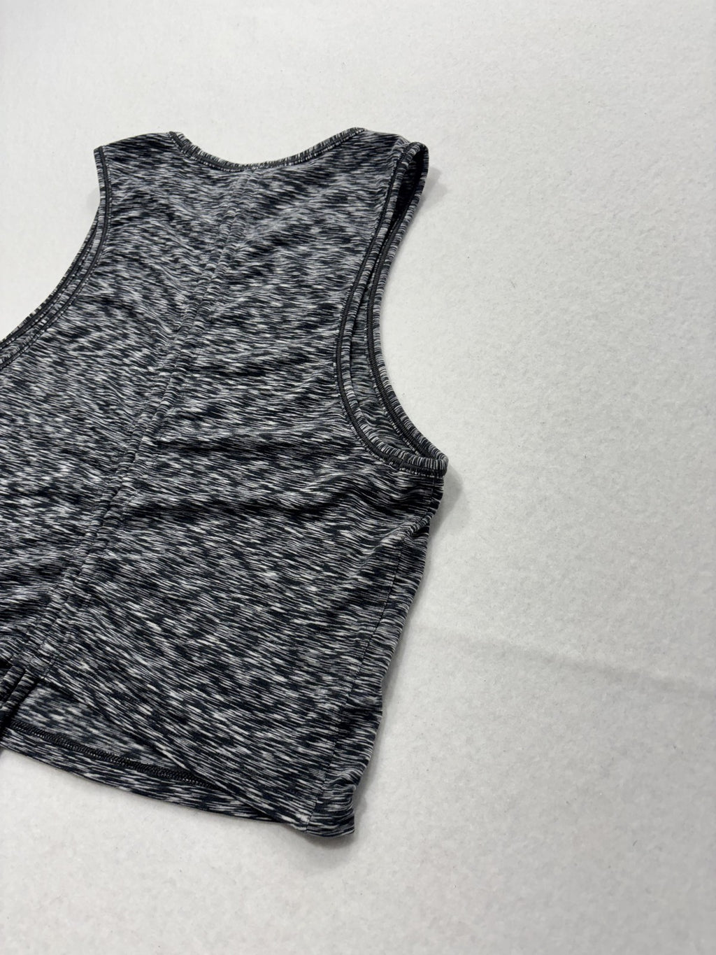 Lululemon Tank Womens 2 Gray Cropped Tie Hem Sleeveless Athletic Top Workout