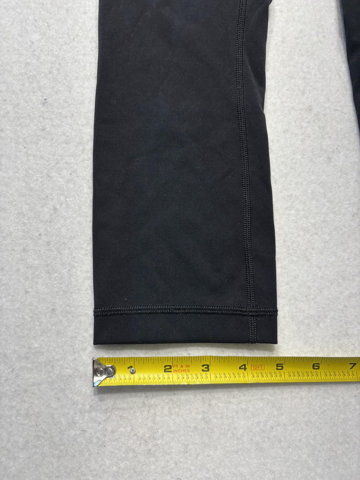 Lululemon Leggings Womens 4 Black High Rise 23" Inseam Cropped Yoga Stretch