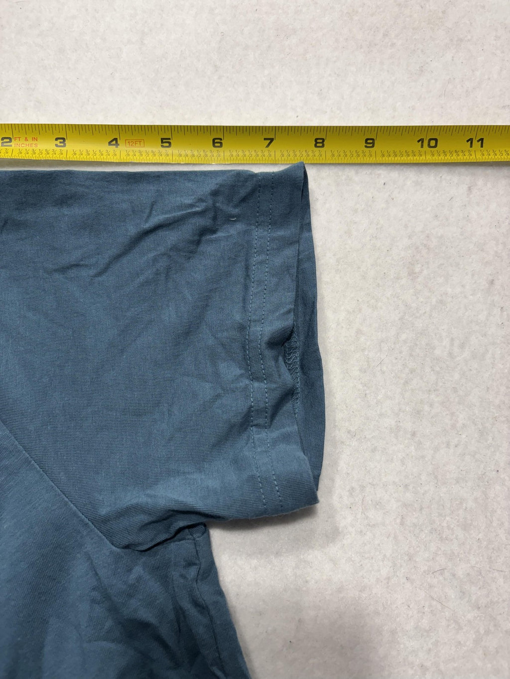 H&M Essentials Shirt Mens Small Blue No 7 Regular Fit Crew Neck Cotton Tee