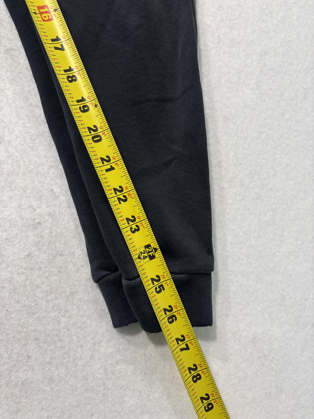 Nike Jogger Pants Mens Large Gray Fleece Elastic Waist Tapered Athletic Pockets