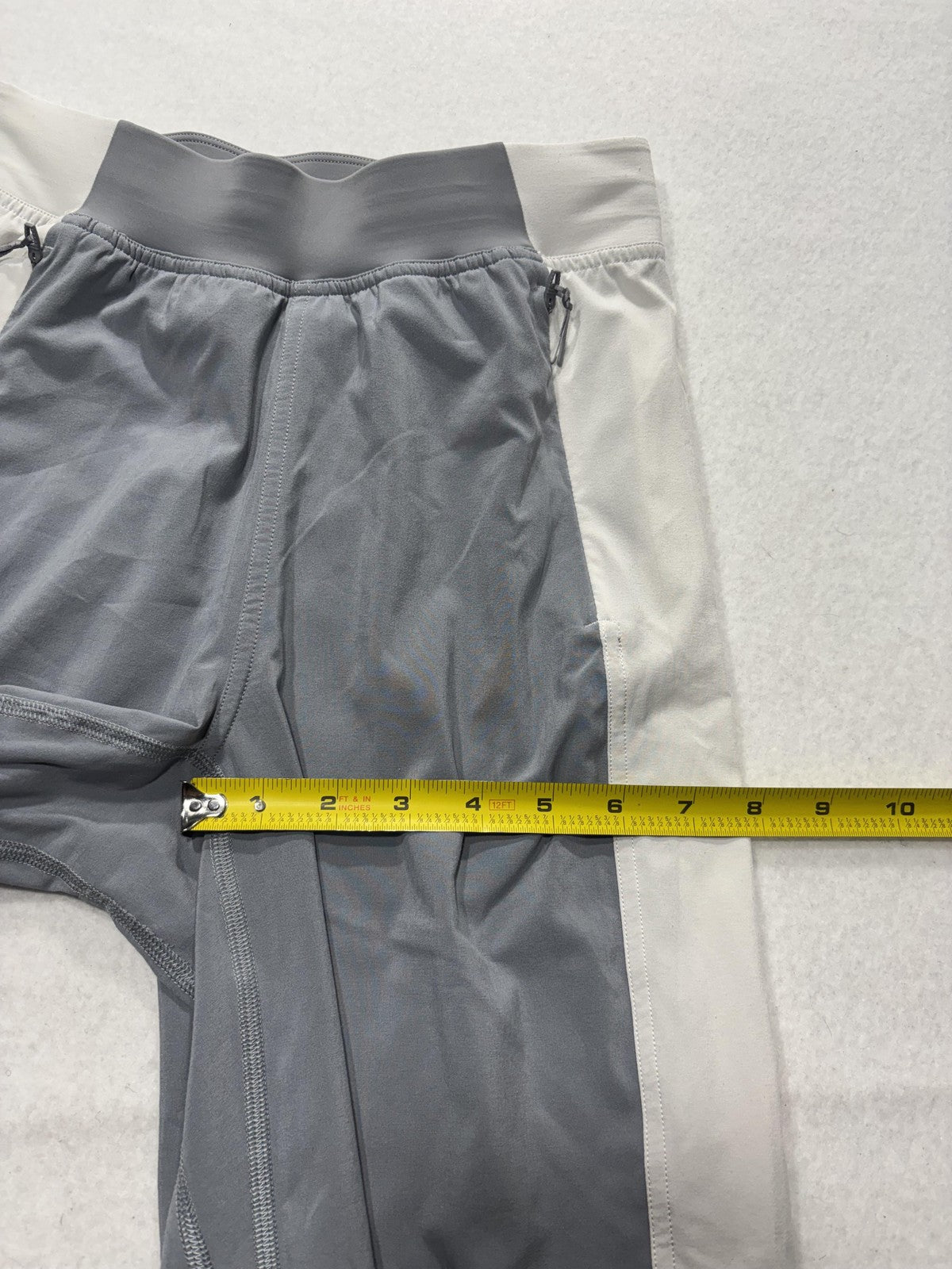 Lululemon Track Pants Womens 2 Gray Colorblock Elastic Waist Woven Ankle Jogger