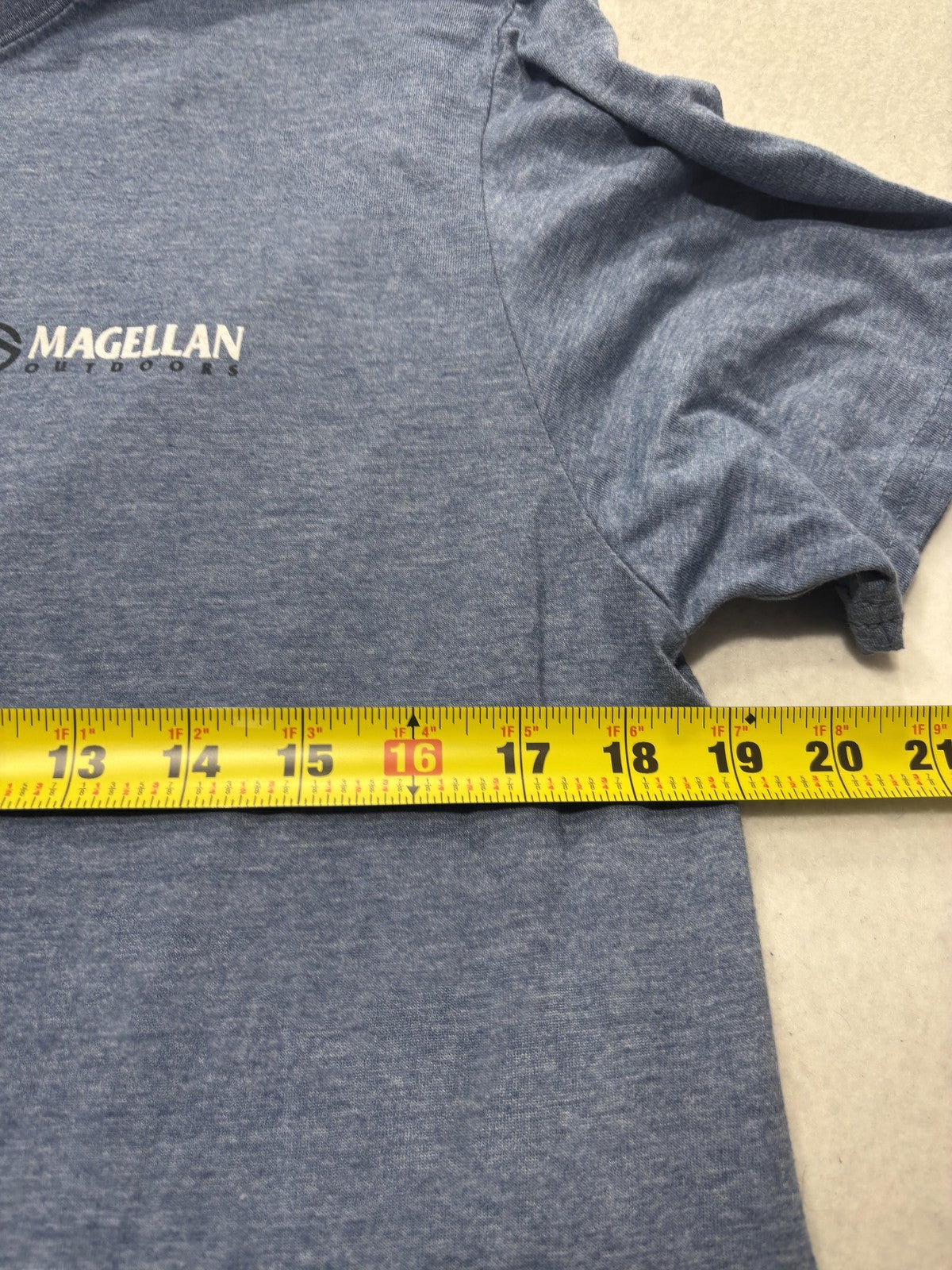 Magellan Outdoors Shirt Mens Medium Blue Hunting Dog Sunset Outdoor Graphic Tee