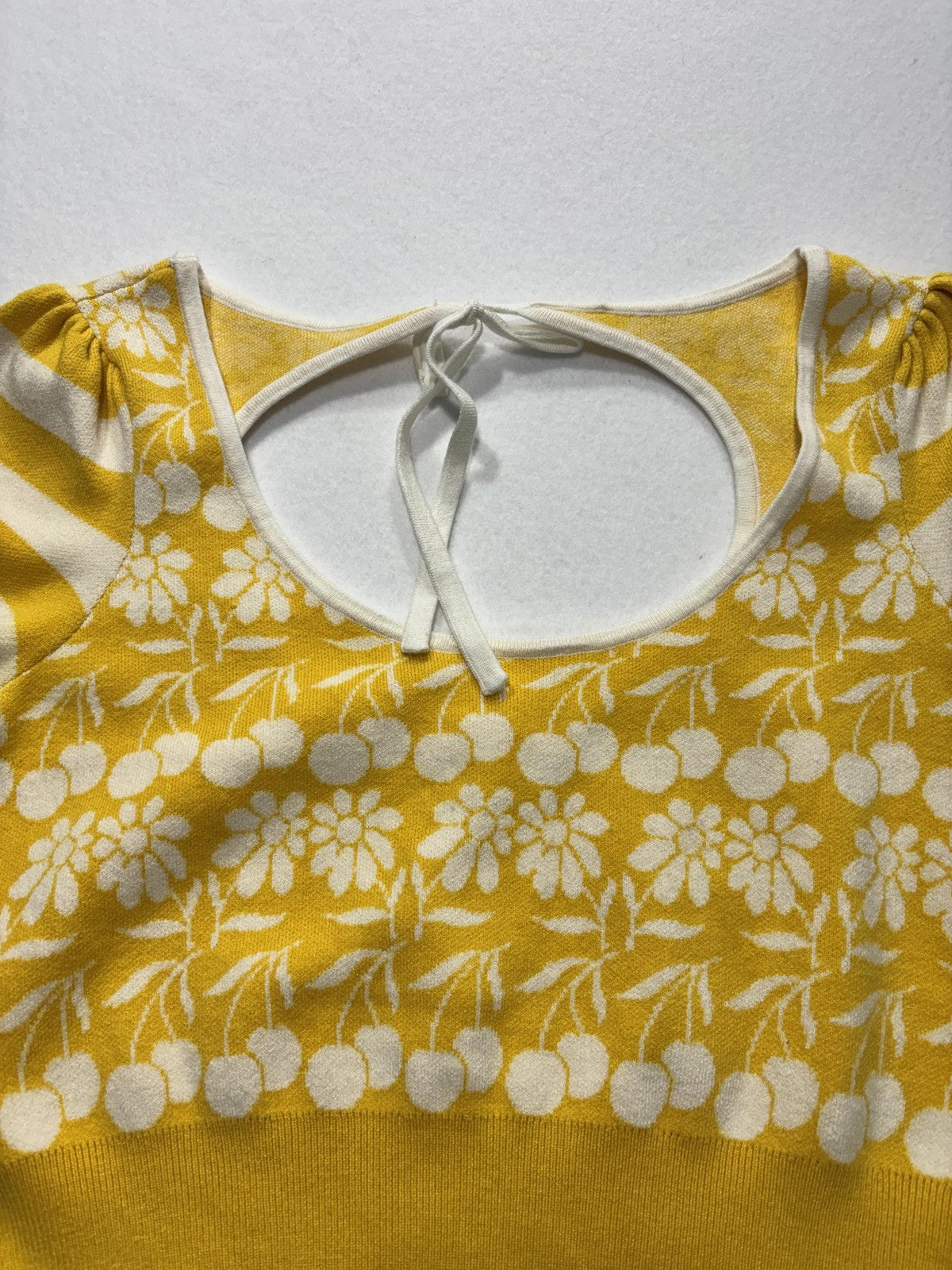 Maeve Sweater Womens Medium Yellow Floral Puff Sleeve Scoop Neck Tie Back Crop