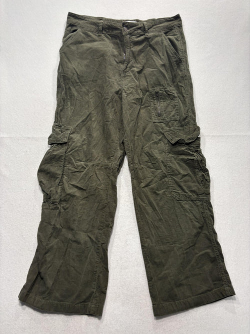 Angel Kiss Green Corduroy Cargo Pants Juniors 11/30 Straight Leg 79374JC00084RJ