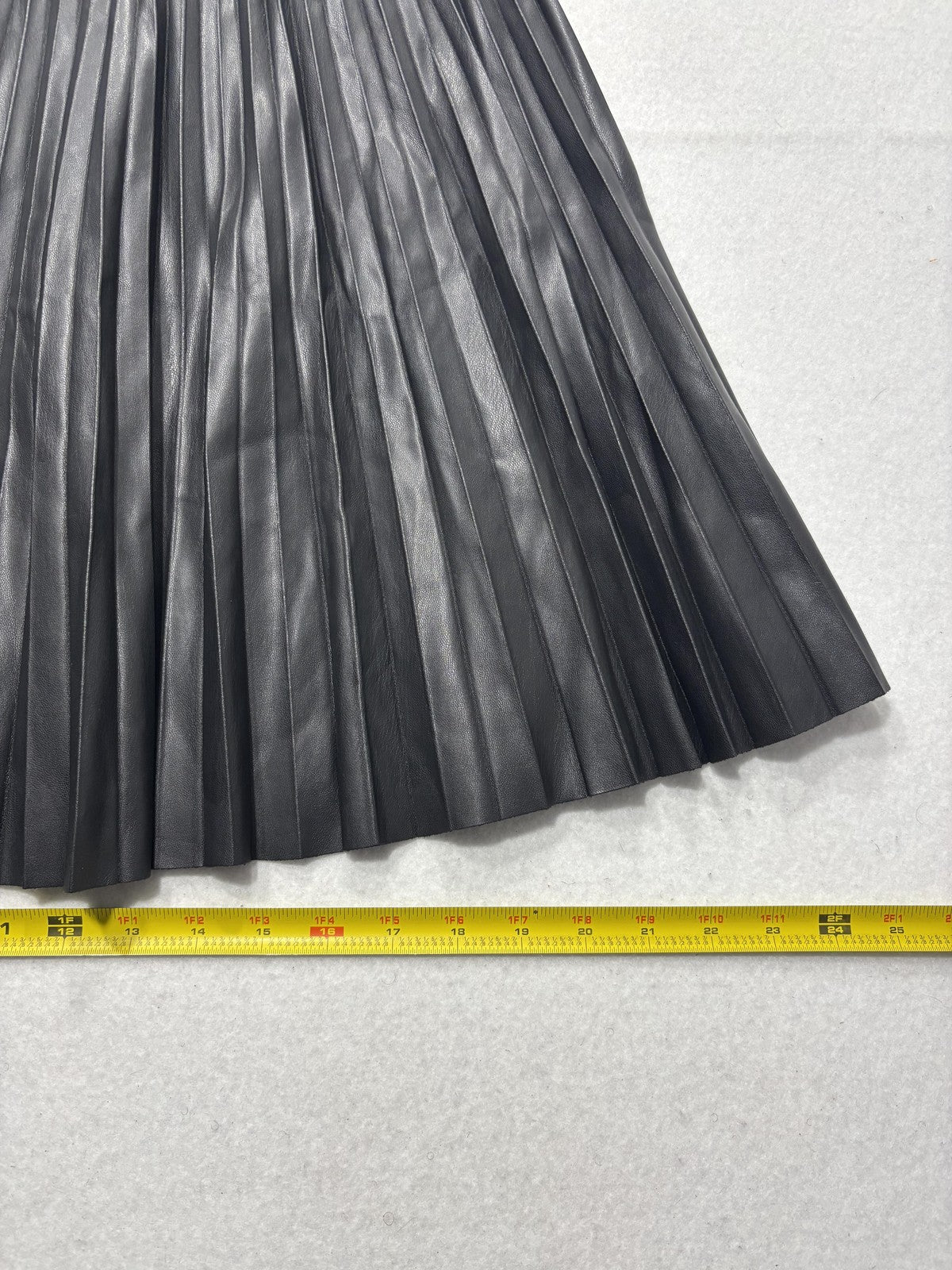French Connection Skirt Womens 6 Black Faux Leather Pleated Mini Skater Party