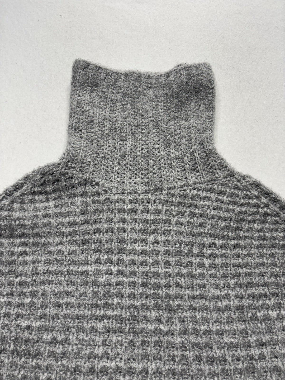 John + Jenn Sweater Womens XL Gray Turtleneck Waffle Knit Cape Poncho Layering