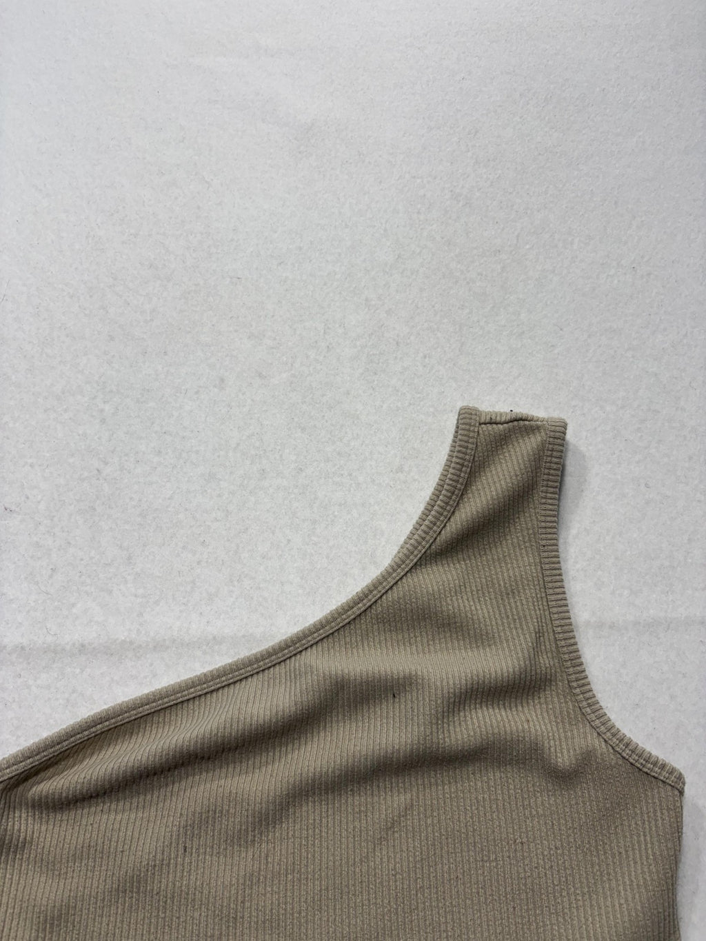 Reformation Tank Top Womens Medium Beige One Shoulder Ribbed Knit Cropped