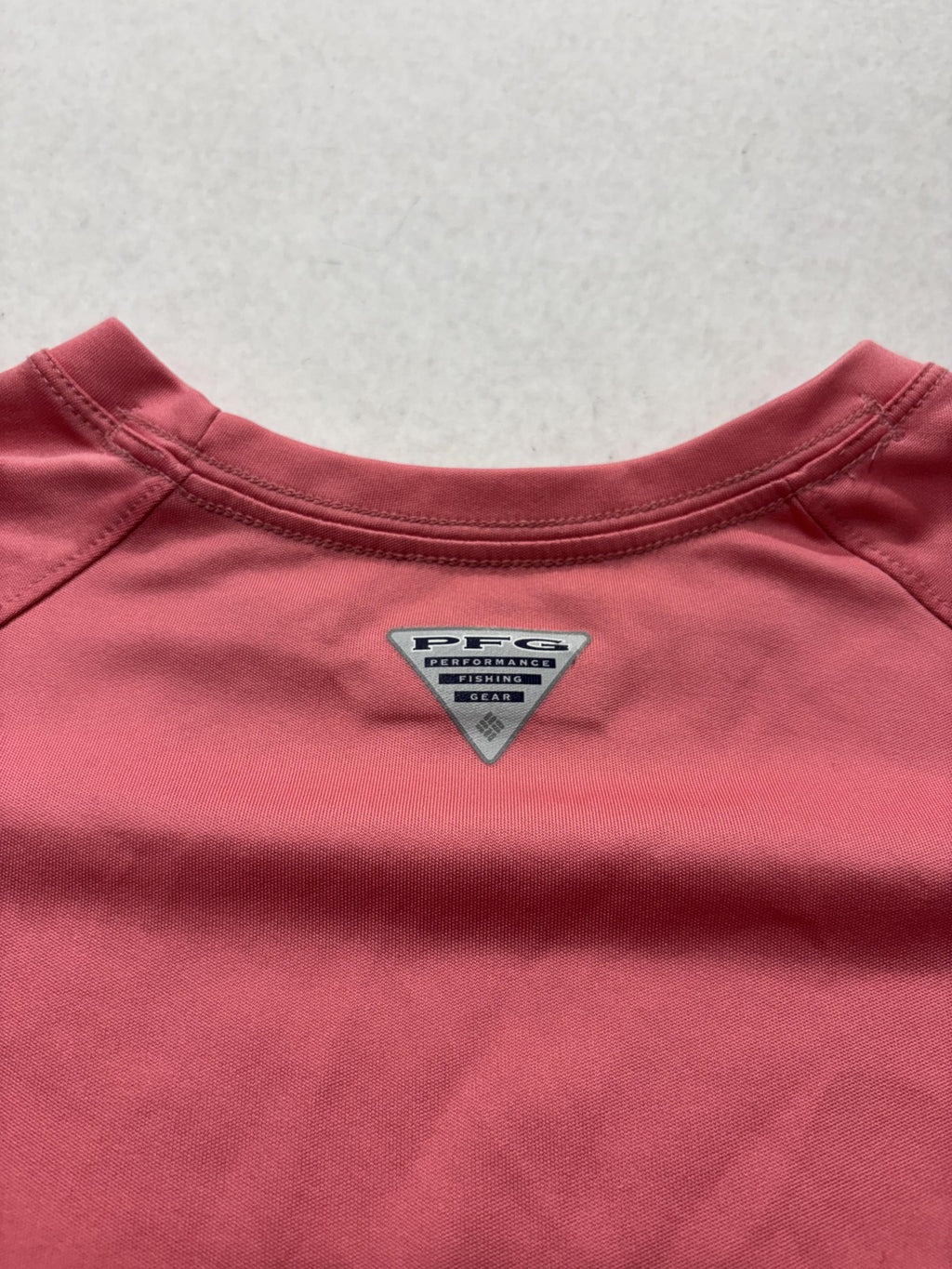 Columbia PFG Omni-Shade Shirt Mens Medium Pink Long Sleeve Fishing Lightweight