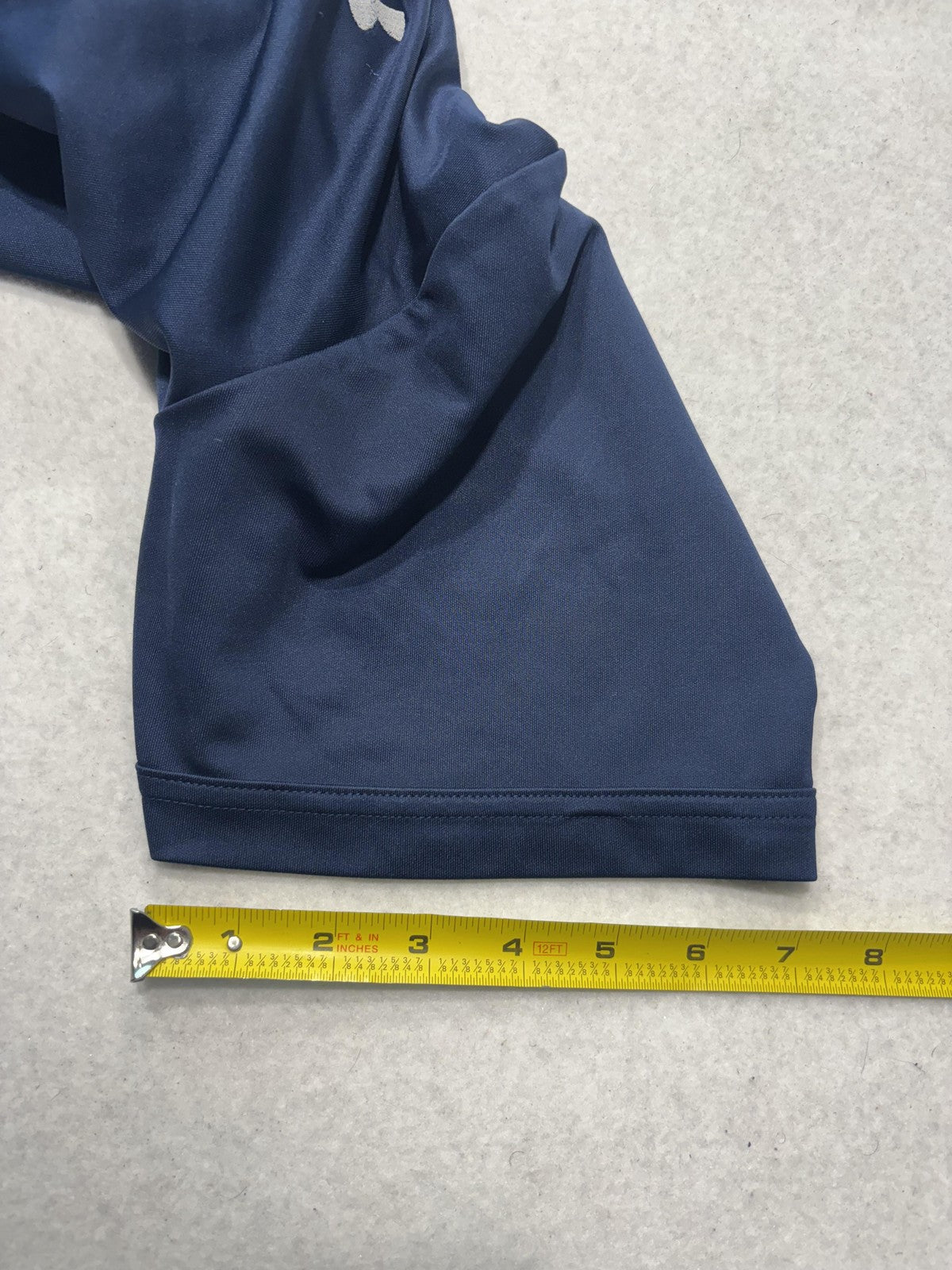 Under Armour HeatGear Polo Shirt Mens Large Blue Loose Fit Golf Logo Performance