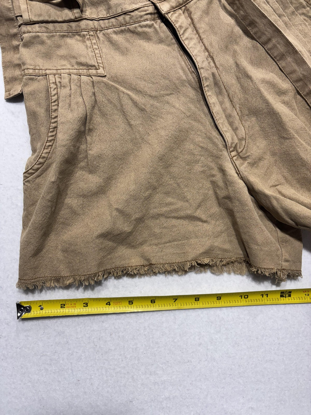 FP One Shorts Womens 4 Beige Chino Twill Belted Raw Hem Pleated Relaxed Fit