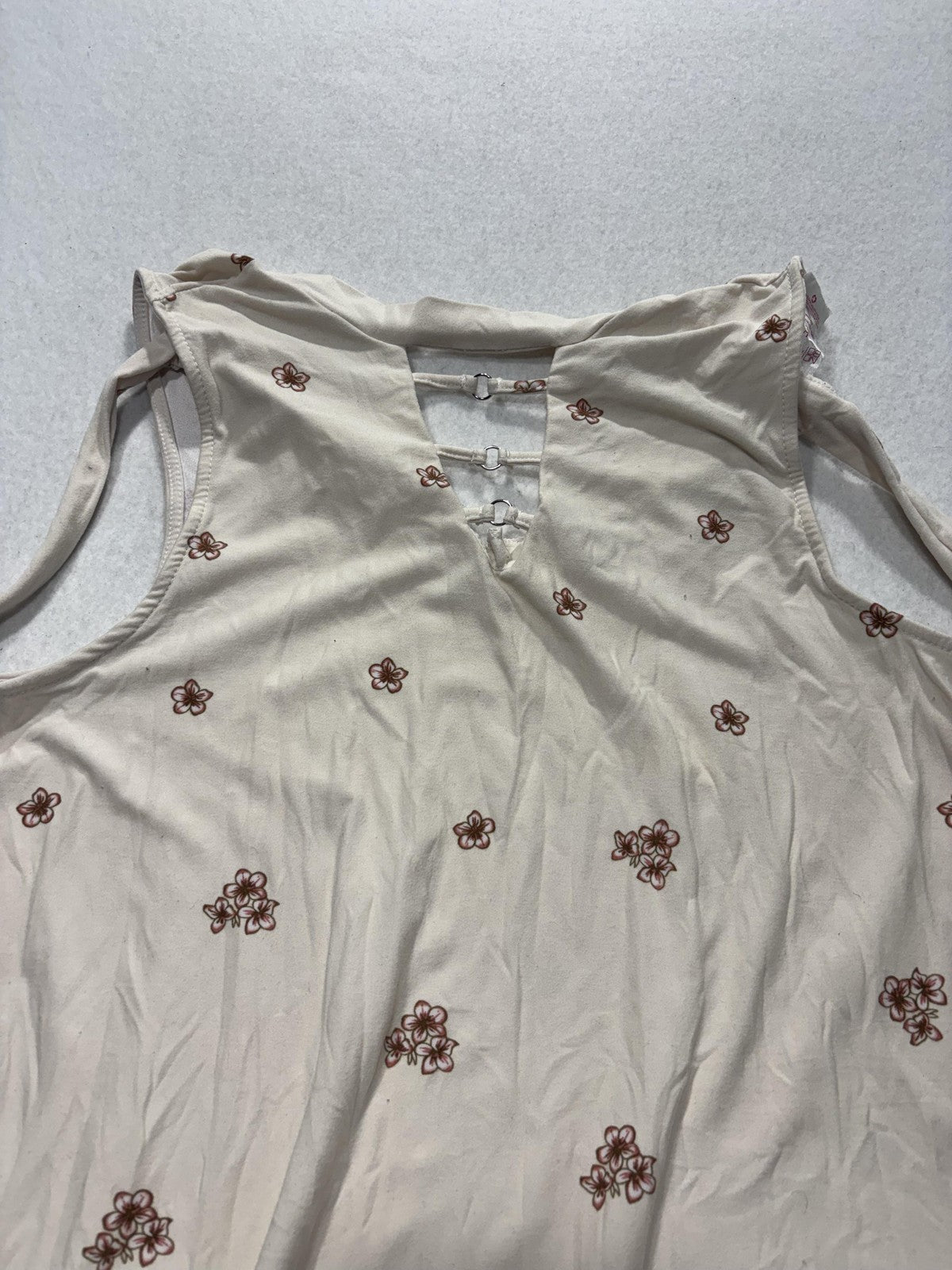No Boundaries Girls White Floral V Neck Sleeveless Sundress L 11-13 Casual