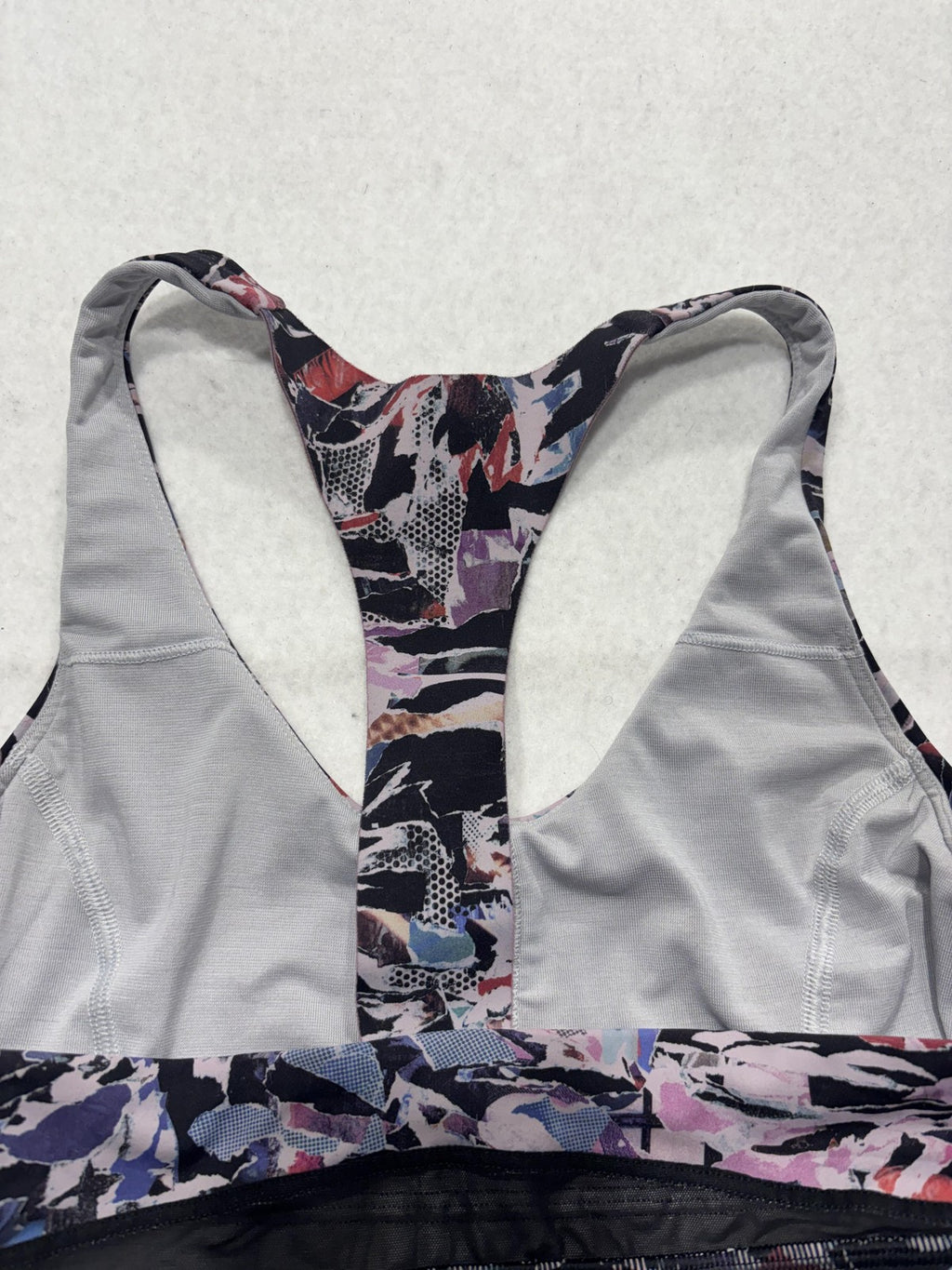 Lululemon Sports Bra Womens 8 Multicolor Racerback Zip Pocket Yoga Athletic