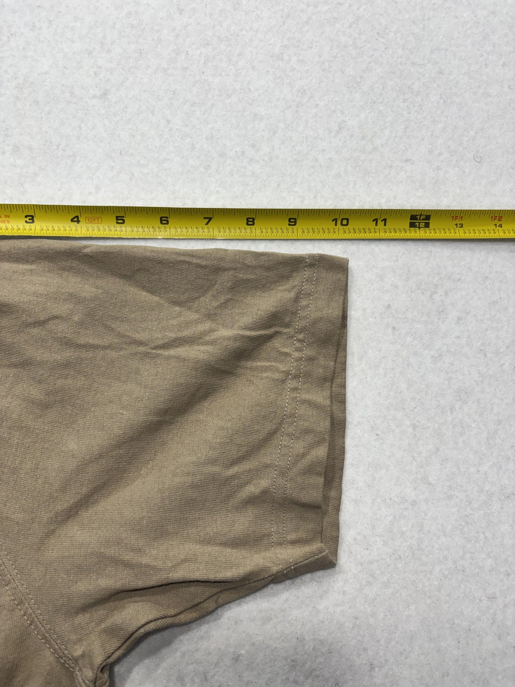 Carhartt Shirt Mens Small Beige K87 Loose Fit Pocket T-Shirt Short Sleeve