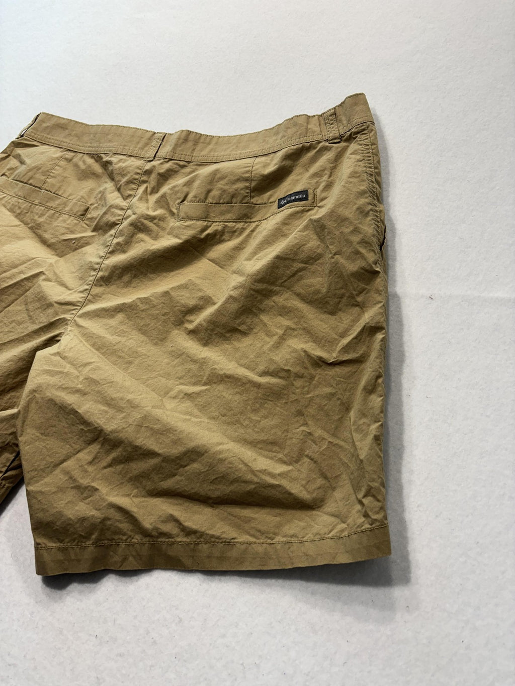 Columbia Chino Shorts Mens 38 Beige 8" Inseam Lined Lightweight Travel Casual
