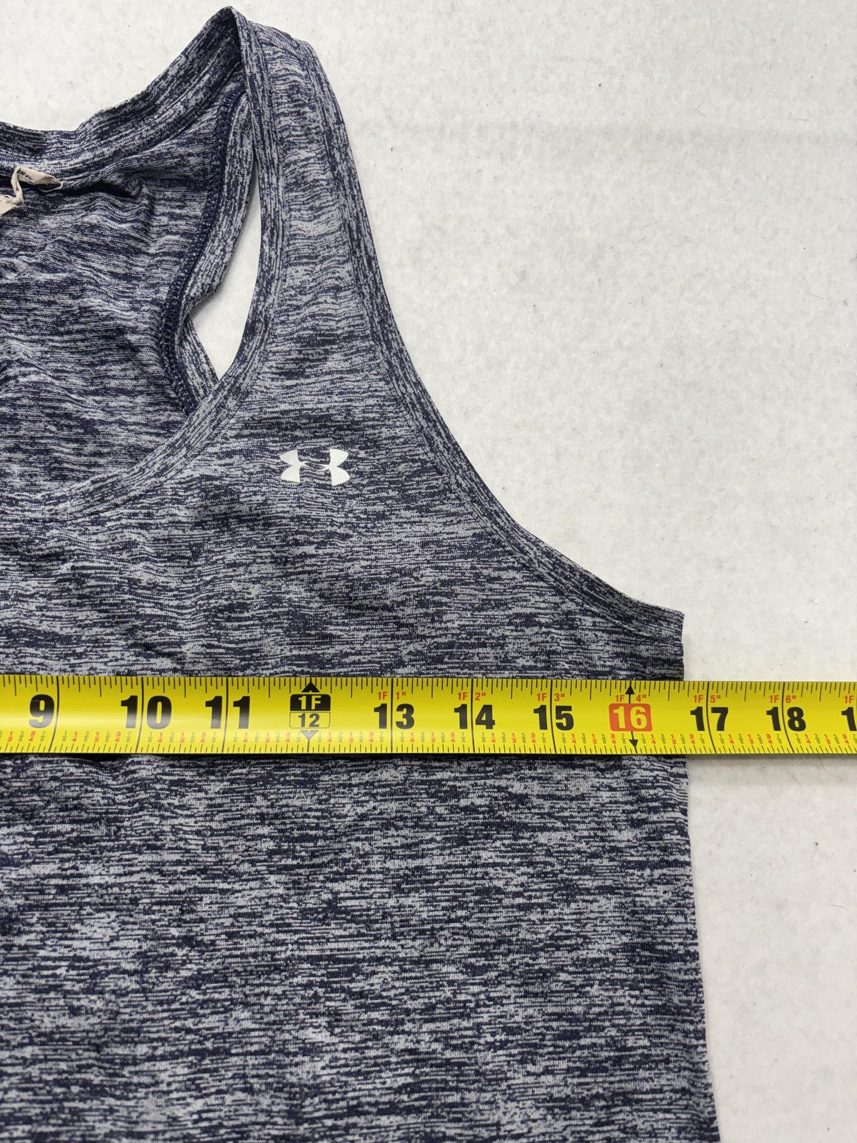 Under Armour Tank Womens Medium Blue Scoop Neck Racerback Running Athletic Top