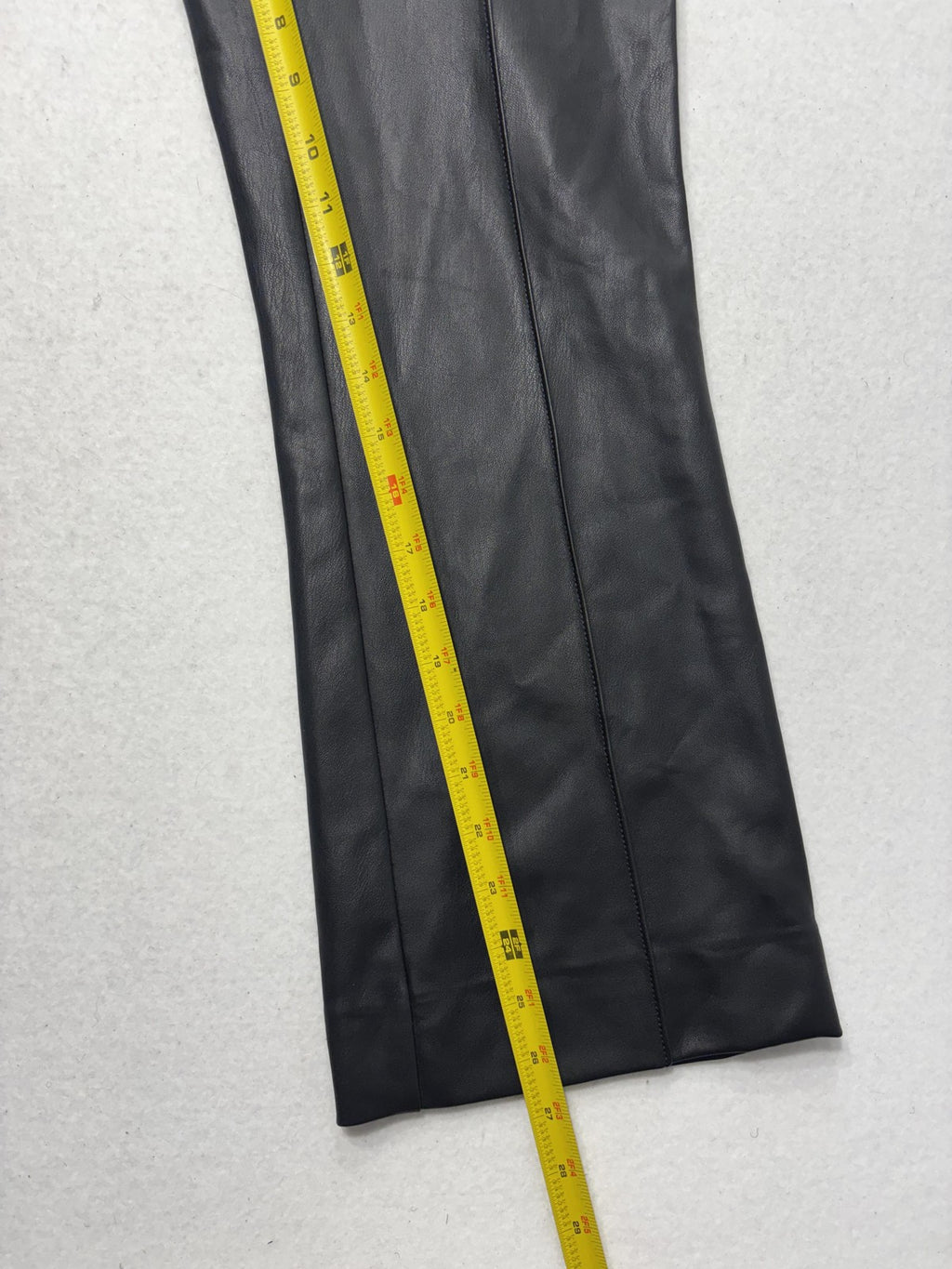 Banana Republic Dress Pants Womens 6 Black Faux Leather Straight Leg Zip Stretch