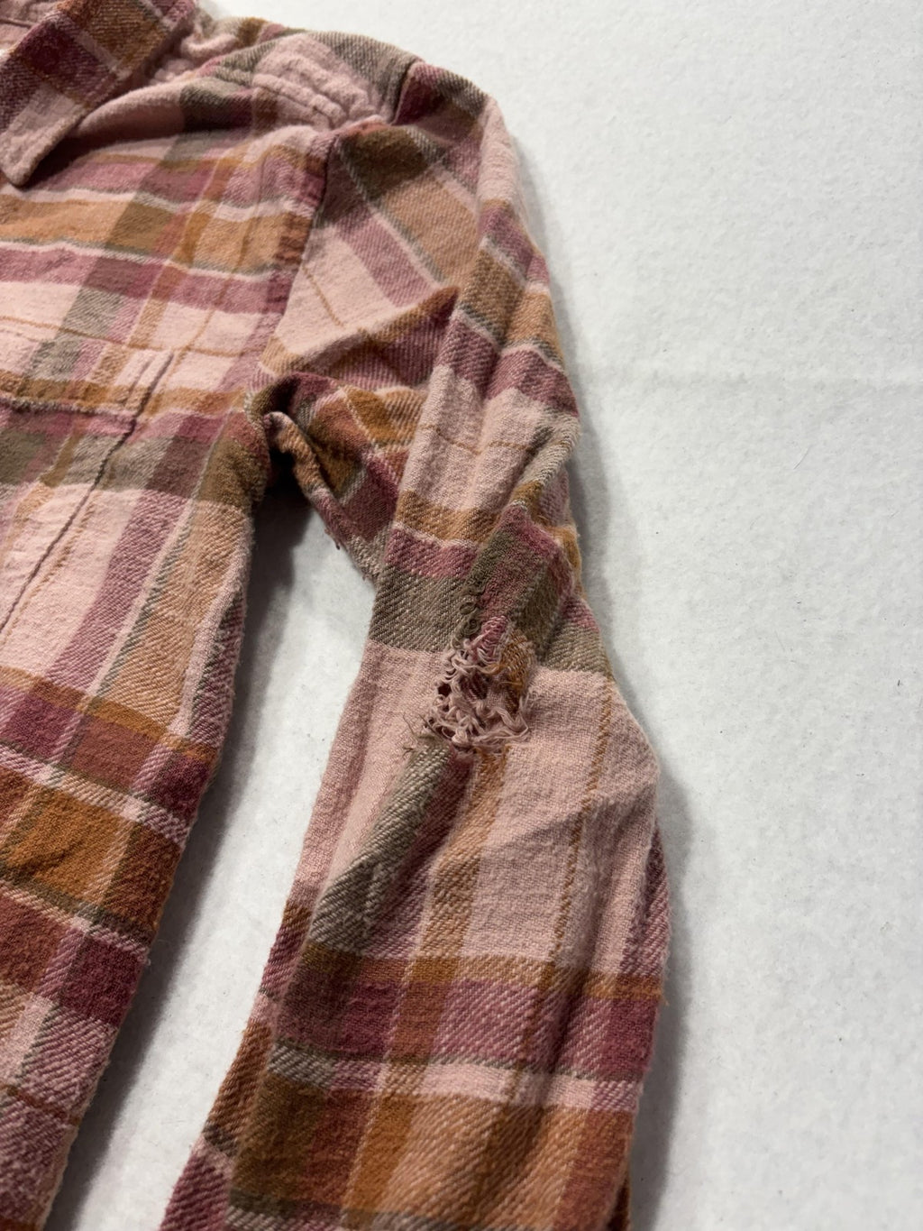 American Eagle Outfitters Button Up Shirt Womens Small Pink Plaid Flannel Casual
