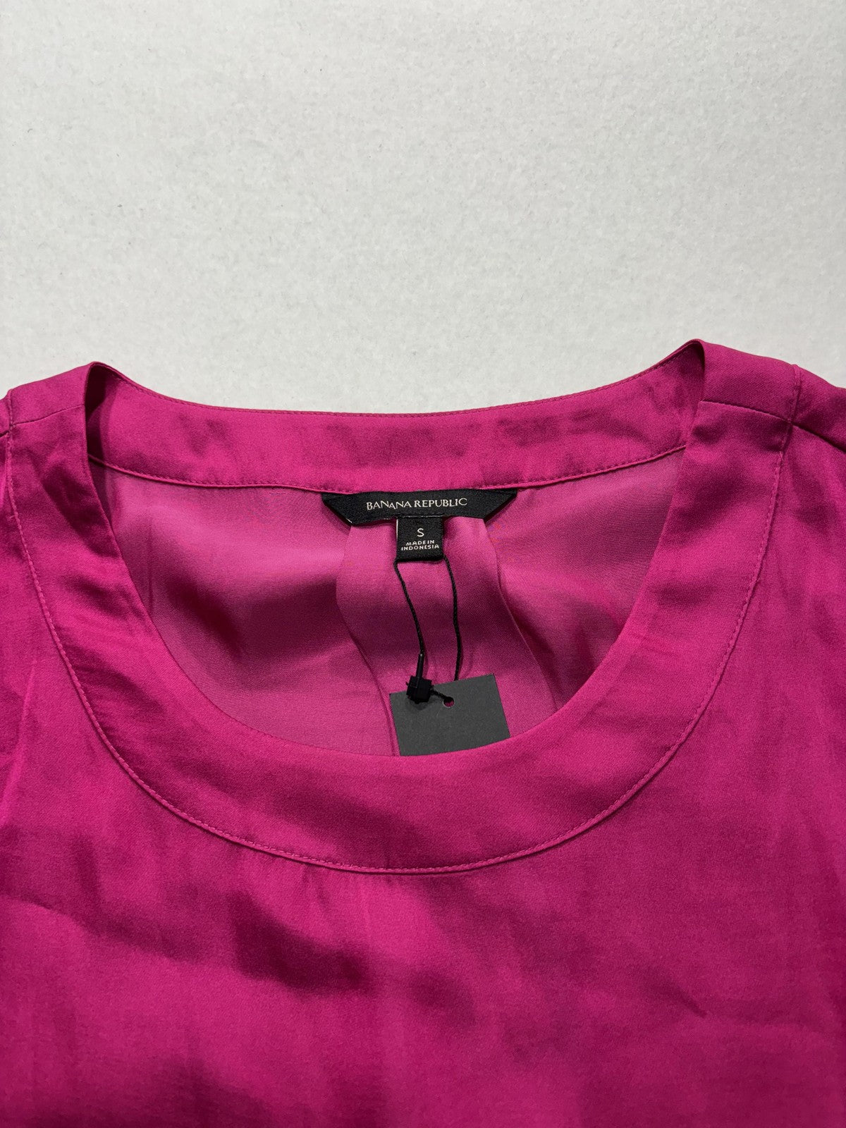 Banana Republic Top Womens S Pink Long Sleeve Scoop Neck Office Blouse