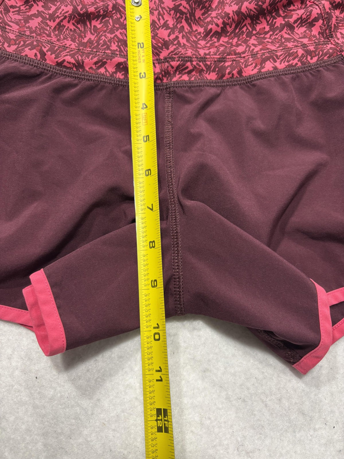 Lululemon Running Shorts Womens 6 Purple 3" Inseam Zip Pocket Lined Athletic