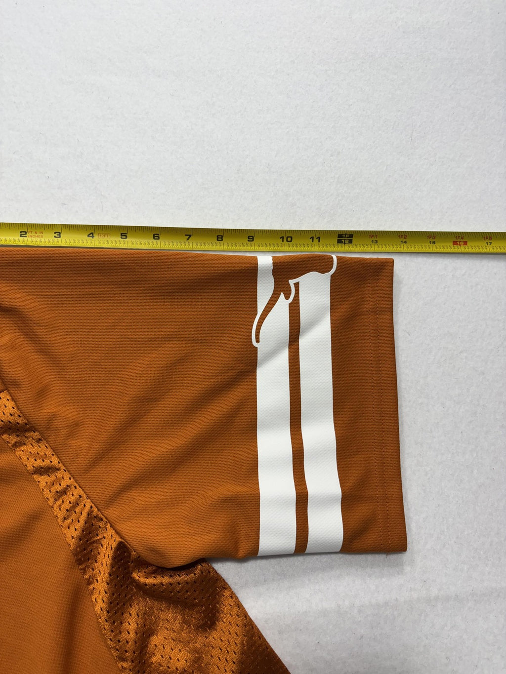 Texas Longhorns Jersey Mens Medium Orange NCAA Football Longhorn Apparel 1