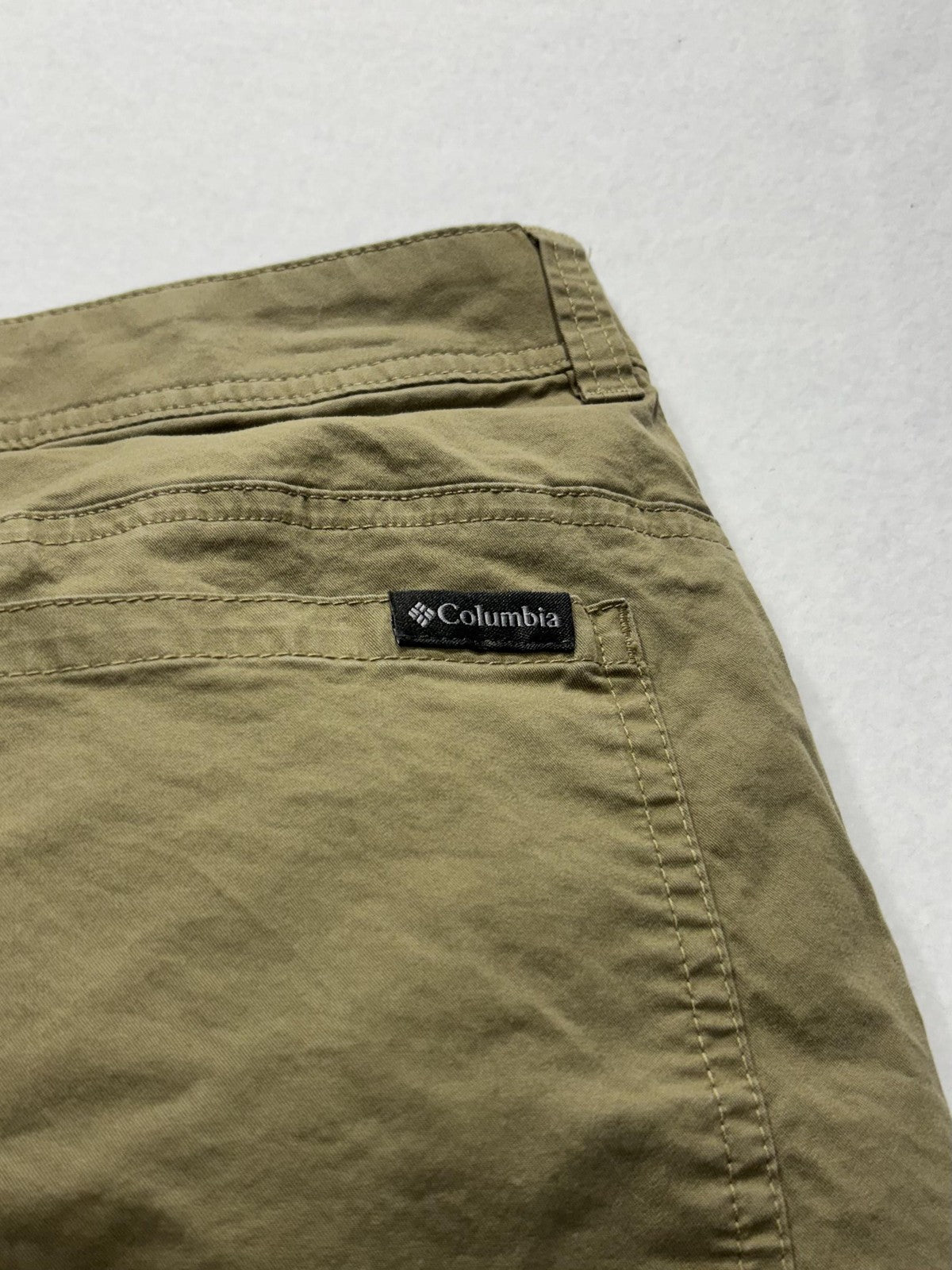 Columbia Khaki Pants Mens 34x30 Green Regular Fit Canvas Stretch Casual Outdoor