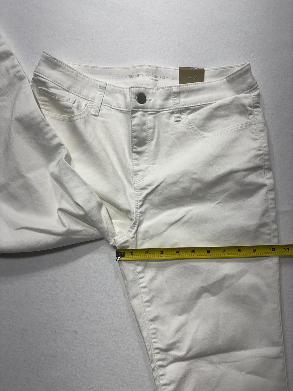 Chico's Jeans Womens 6 White Paisley Stretch Girlfriend Slim Ankle Raw Hem