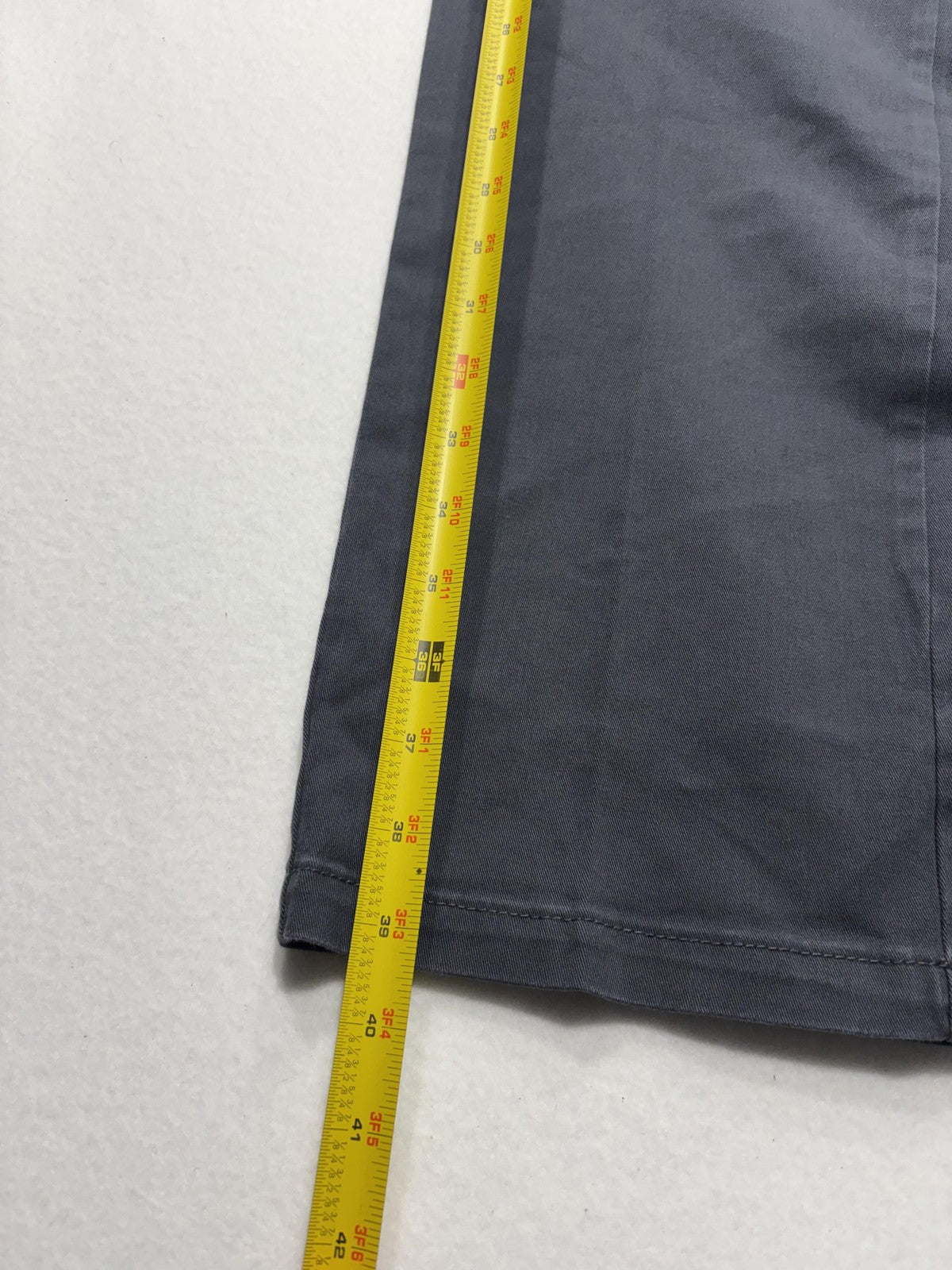 Banana Republic Chino Pants Mens 36x30 Gray Straight Leg Cotton Casual Work