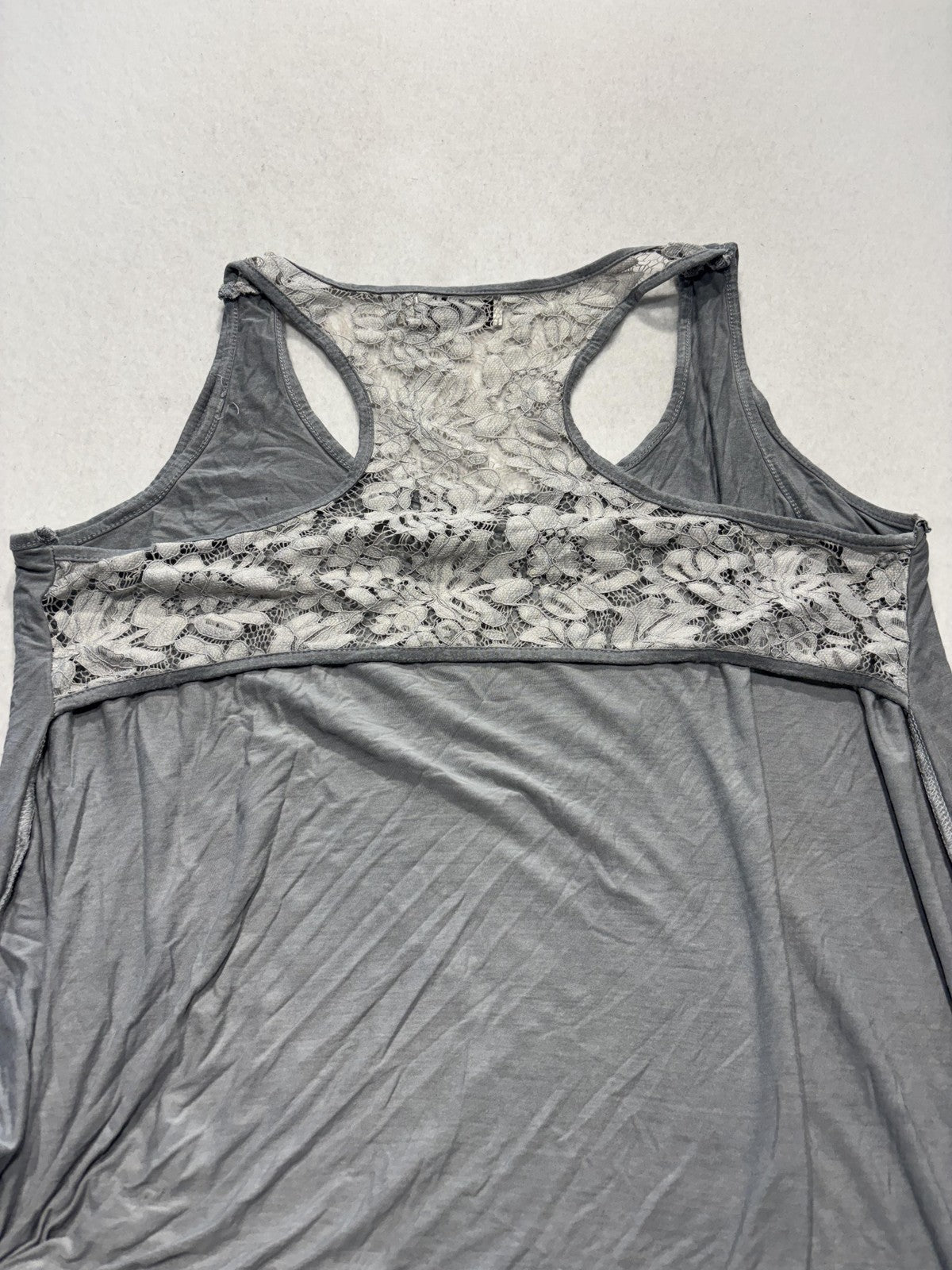Tank Top Womens L Gray Scoop Neck Lace Racerback Knot Hem Summer Casual Stretch