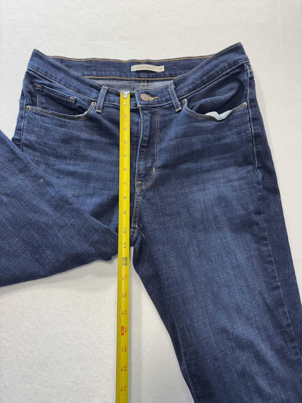 Levi's Classic Straight Jeans Womens 10 Blue Dark Wash Mid Rise Stretch 32x30