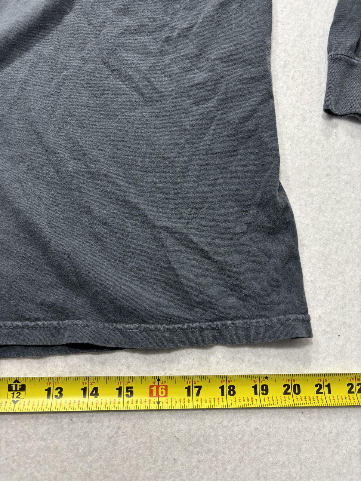 Unus Annus Shirt Mens Medium Gray Embroidered Skull Long Sleeve Graphic Tee