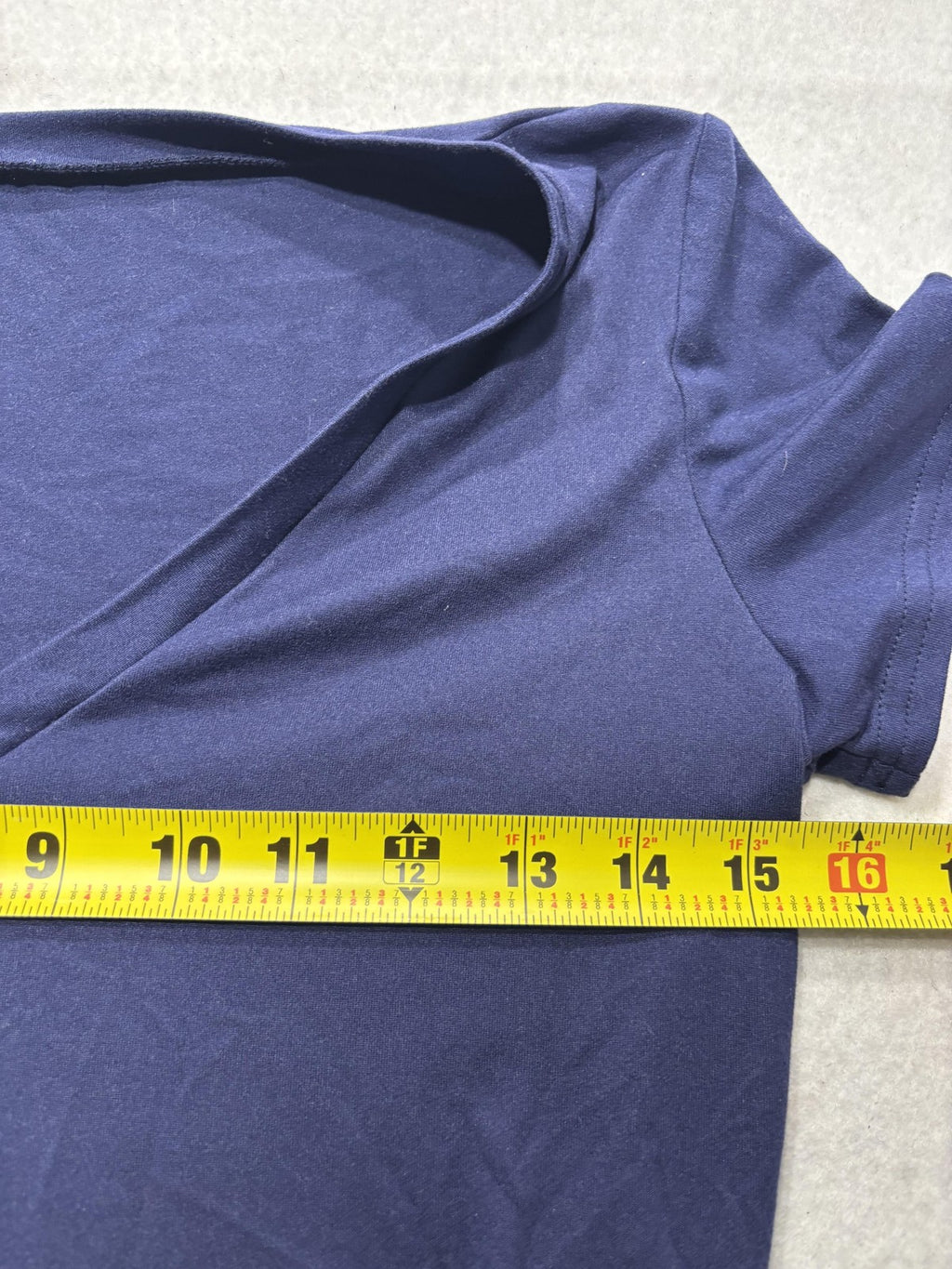 Blue V Neck Short Sleeve Stretch Tee Basic Casual Shirt Womens Medium C187VOV65