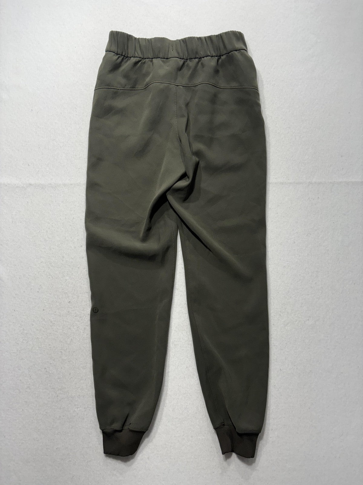 Lululemon Jogger Pants Womens 8 Green Elastic Waist Woven Cuffed Ankle Pockets