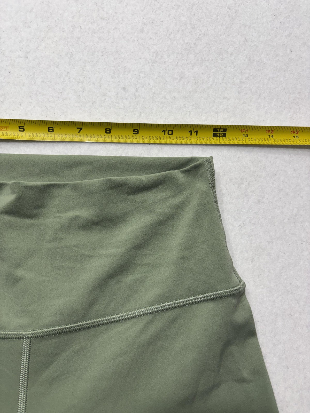 Lululemon Leggings Womens 8 Green High Rise 26" Inseam Ankle Yoga Stretch