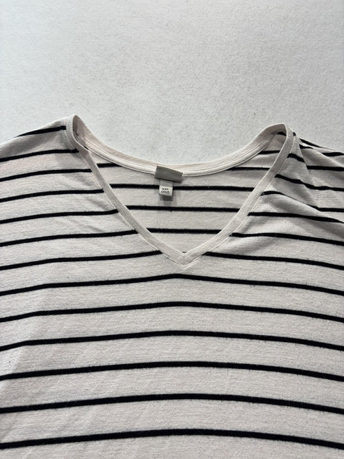 A New Day Shirt Womens 2XL White Black Striped V Neck Flutter Sleeve Tee Casual