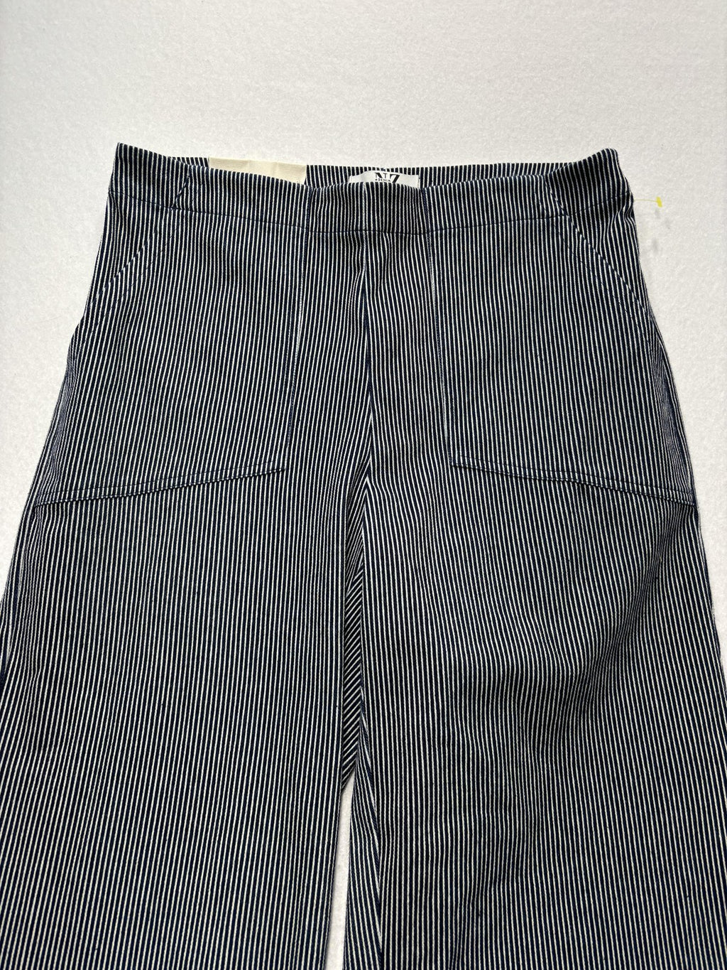 NIC+ZOE Jeans Womens 29 Blue Pinstripe Mid Rise Wide Leg Stretch Denim 31x28.5