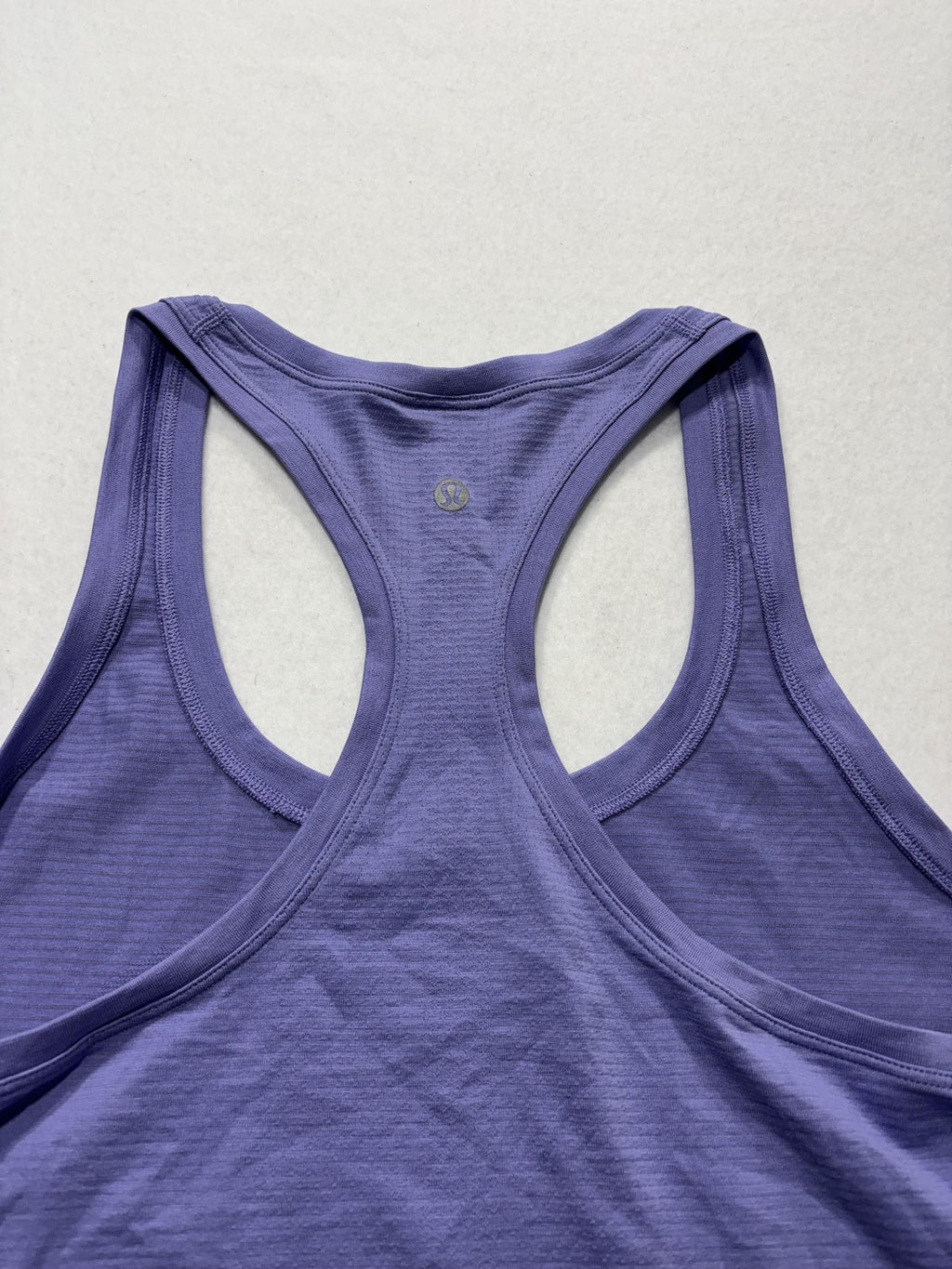 Lululemon Tank Womens Small Purple Racerback Seamless Knit Athletic Top